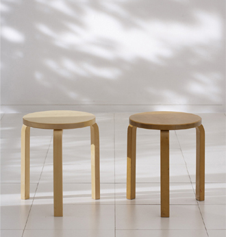 スツール60 NEW and OLD / Artek (アルテック)